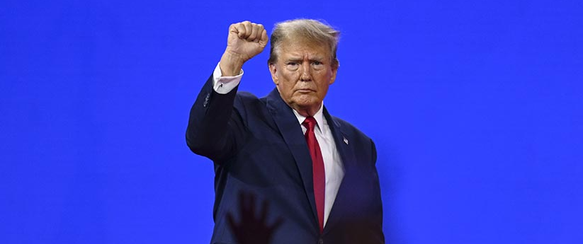 Trump Sentil Zelensky: Kalau Mau, Datang Saja ke Saudi!