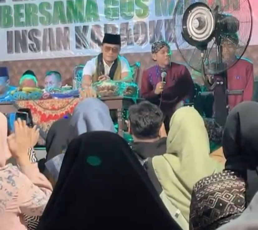 Gus Miftah Dakwah di Karaoke, Ajak LC Dekat dengan Tuhan