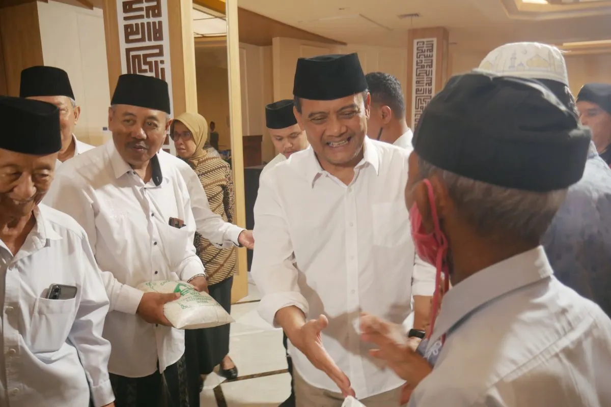 Gubernur Jawa Tengah Pastikan Eks Pekerja Sritex Kembali Dipekerjakan, Operasional Perusahaan Segera Berjalan
