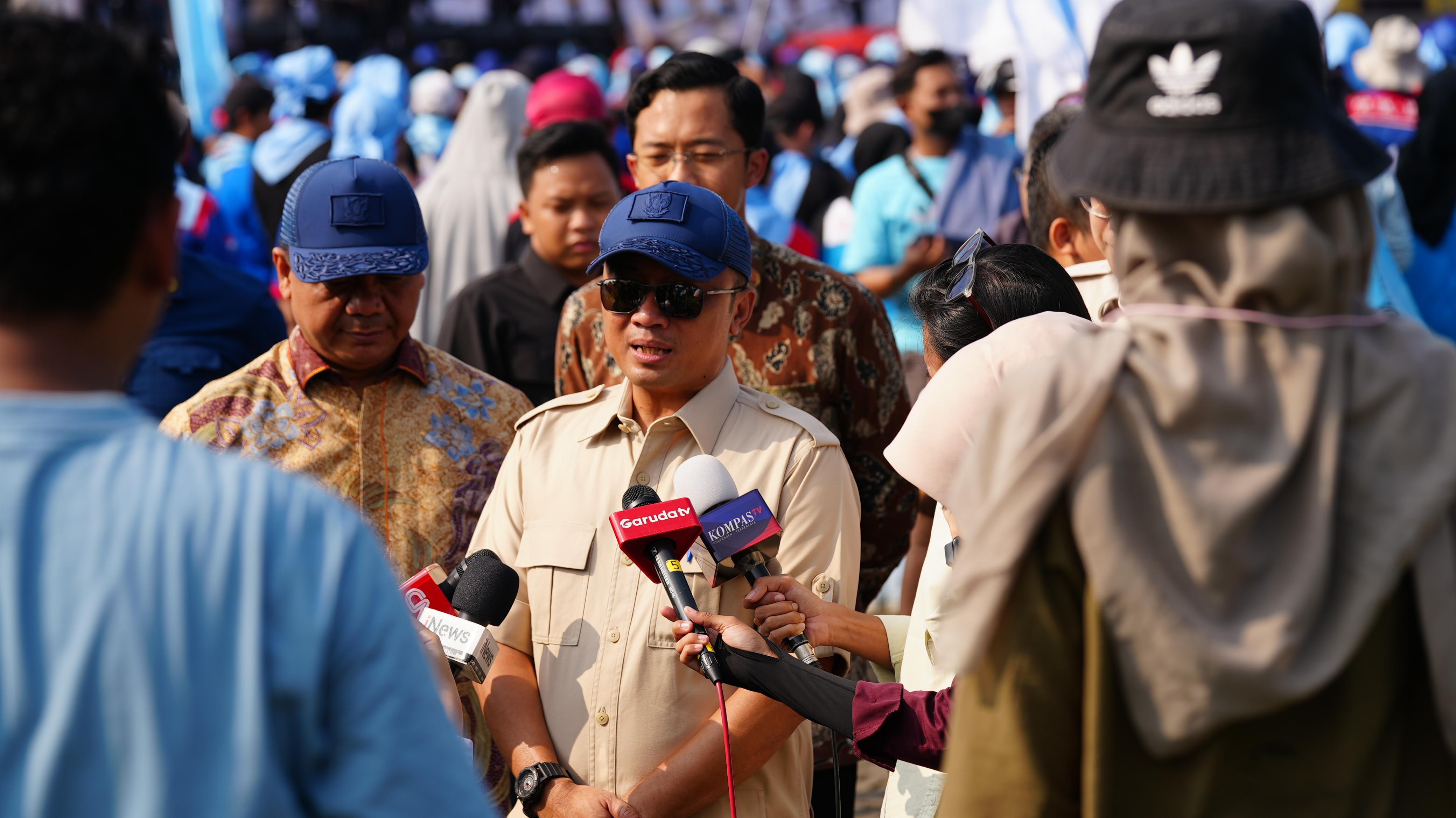 Komitmen Negara untuk Buruh; Refleksi Atas Pernyataan Mensesneg
