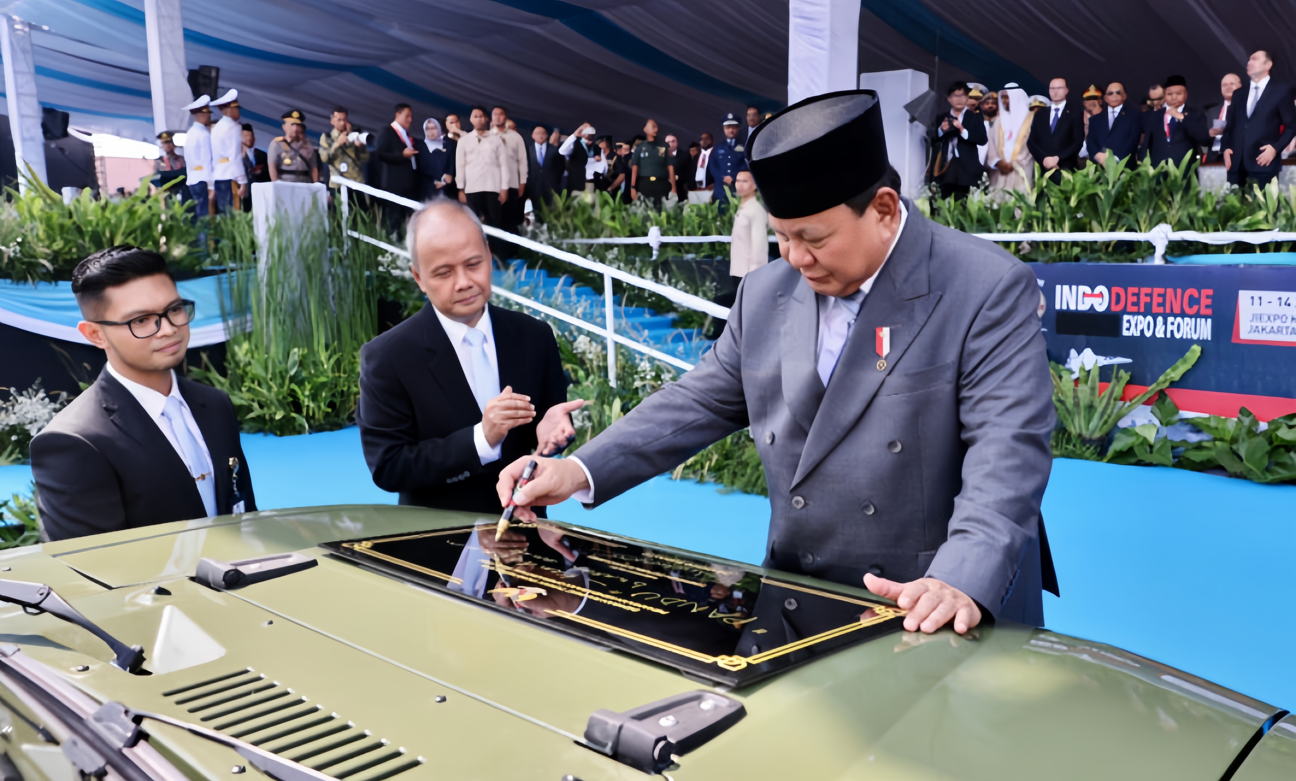 Prabowo Resmikan ‘Pandu’, Rantis Listrik Inovasi PT Pindad