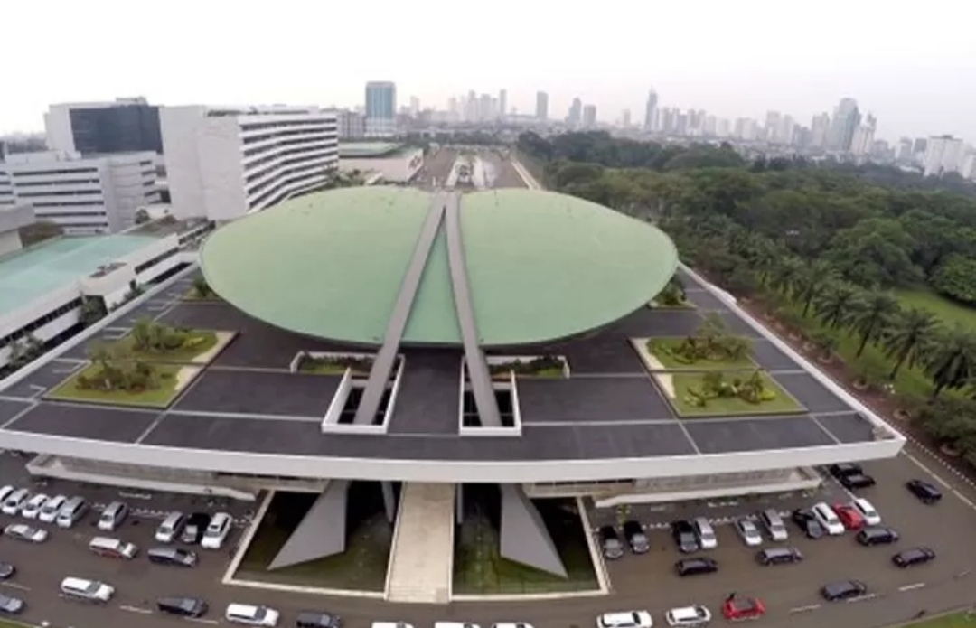 DPR Belum Bahas Putusan MK Pisahkan Pemilu Nasional dan Daerah