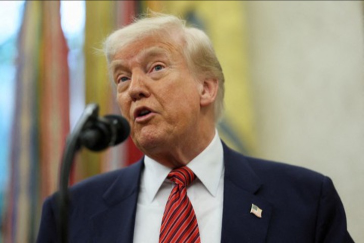Trump Ancam Serang Iran Lagi dan Sebut Khamenei Pembohong