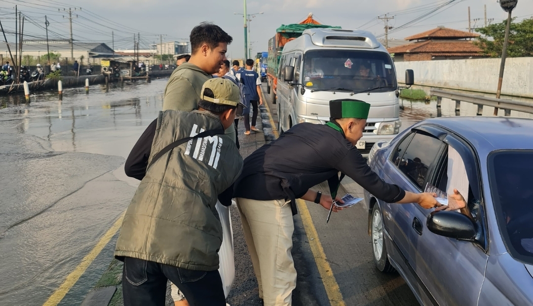 Soroti Rob Sayung, Badko HMI Jateng-DIY Sebar Selebaran Kritik Gubernur