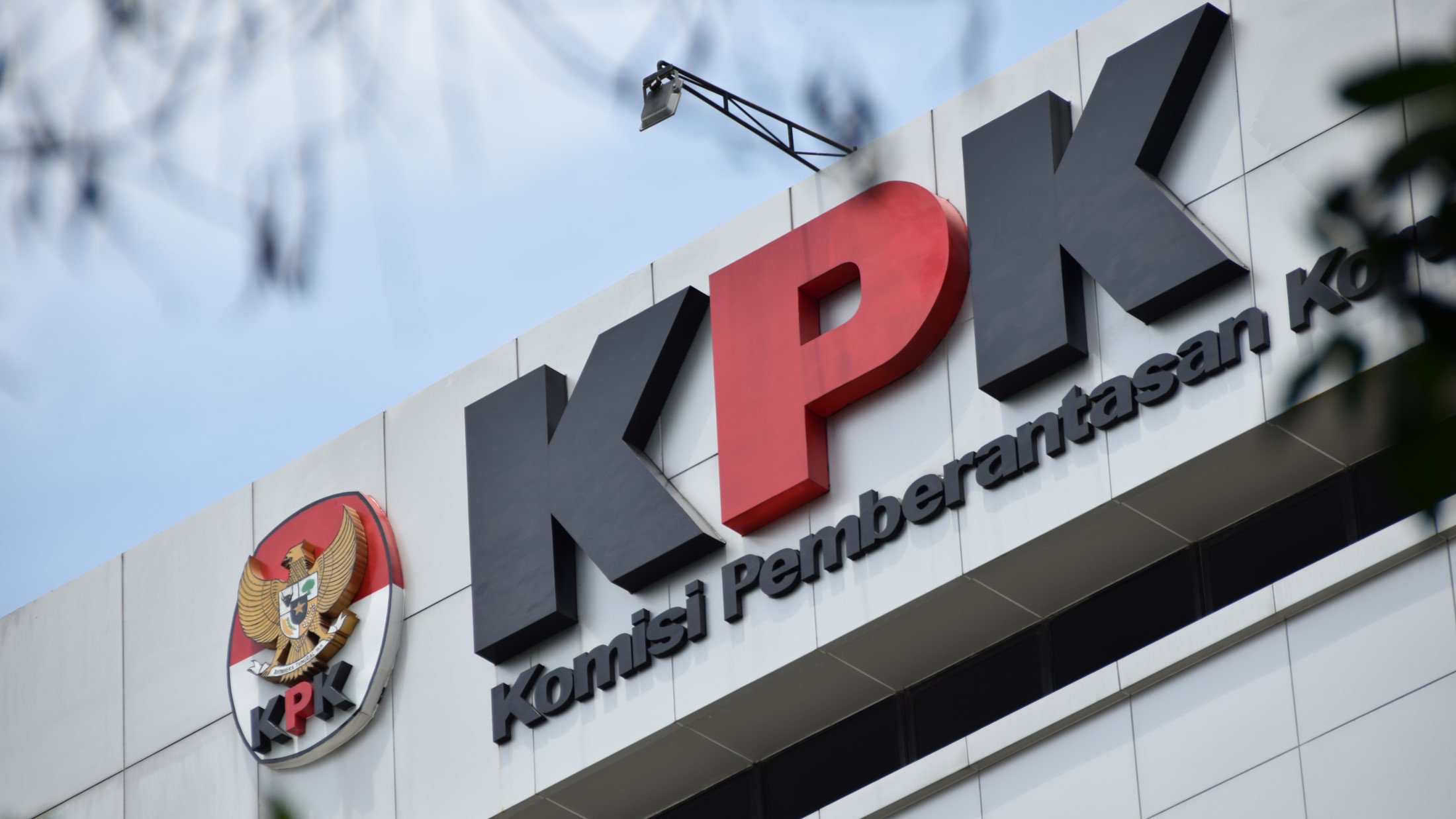 Kemendikbudristek dan Google Cloud: KPK Angkat Dugaan Korupsi