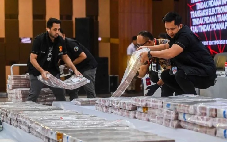 Polisi Bongkar Pembobolan Rekening Dormant Rp 204 Miliar di Bank Pelat Merah