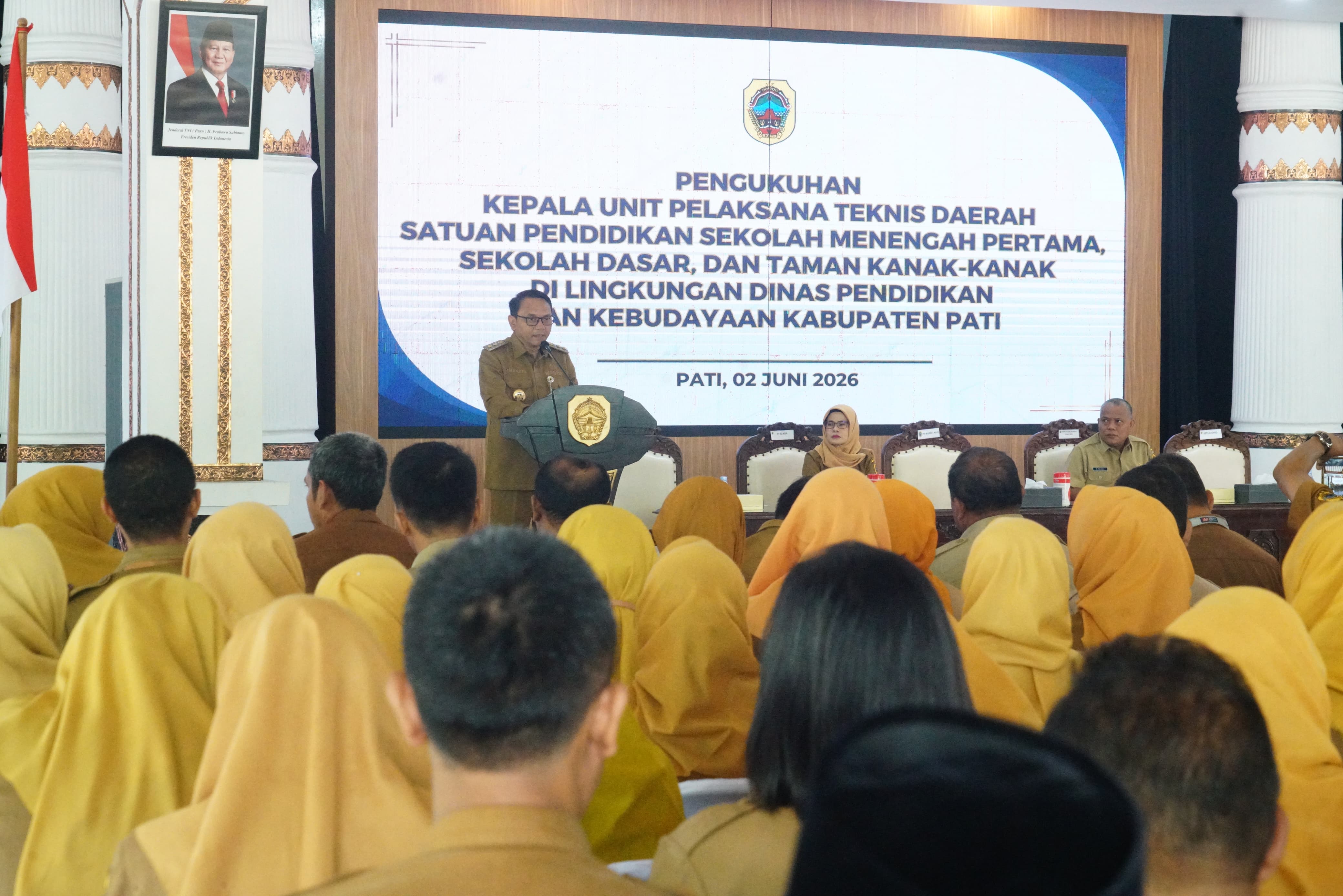 242 Kepala Sekolah Resmi Dikukuhkan, Plt Bupati Pati Ingatkan SPMB Bersih