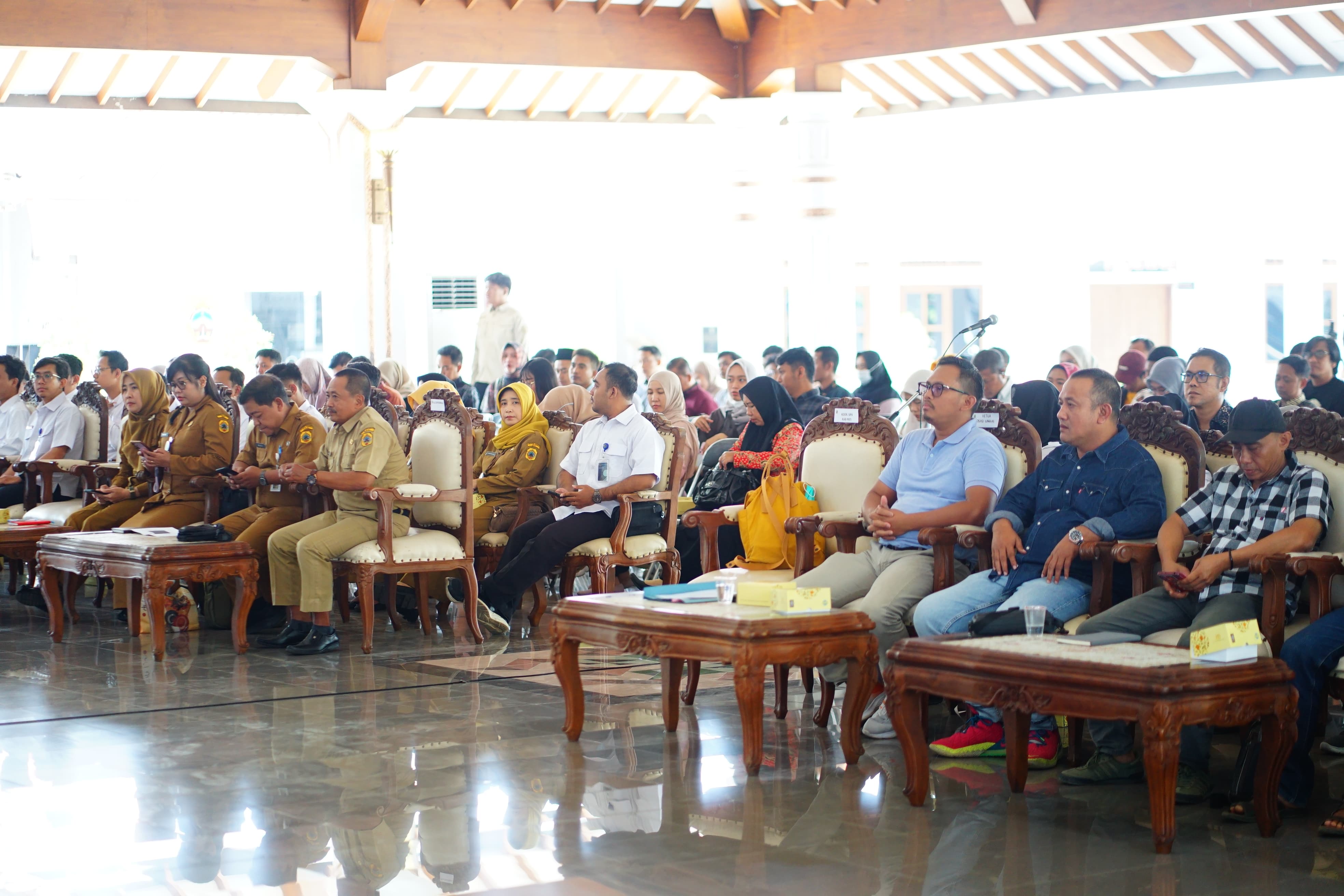 Harga Disepakati Rp26 Ribu, Telur Peternak Pati Jadi Prioritas SPPG