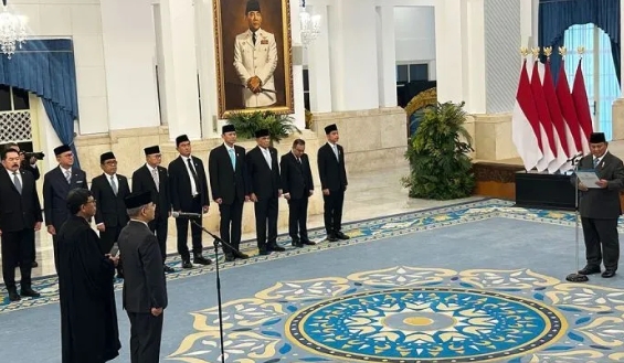 Suahasil Nazara Resmi Jadi Menkeu, Gantikan Purbaya Yudhi Sadewa