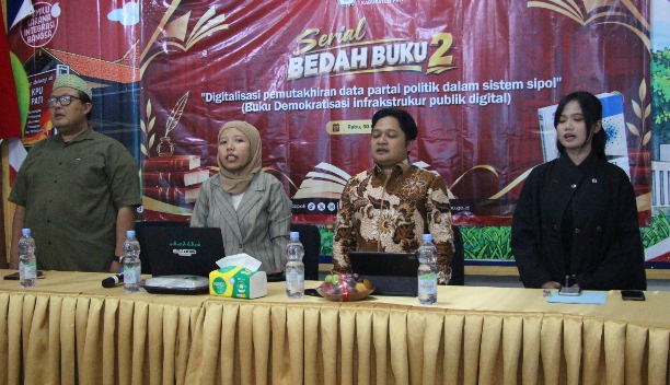 KPU Pati Gelar Bedah Buku, Dorong Digitalisasi Data Partai Politik