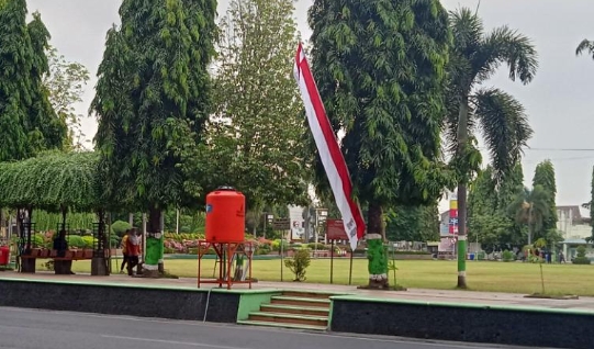 Alun-alun Simpang Tujuh Terlalu Padat, Pemkab Kudus Siapkan Penataan